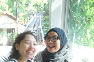Perjalanan Naik ke Bukit Bintang
